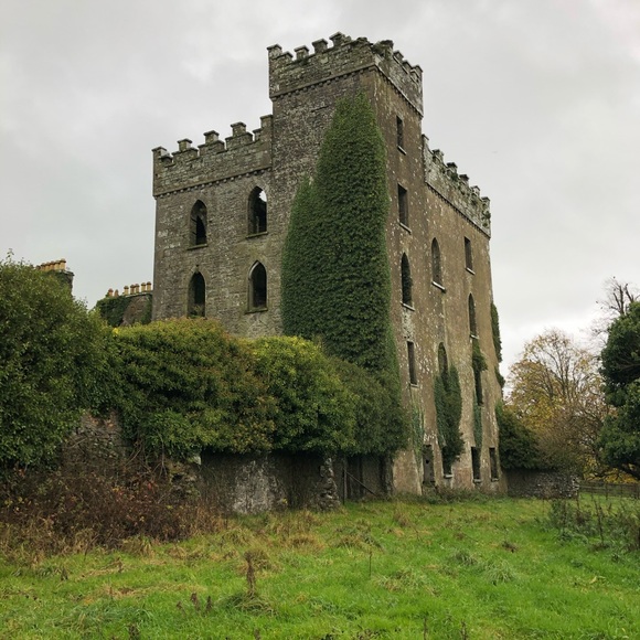 Meet your Posher, Michelle - Picture 1 of 1